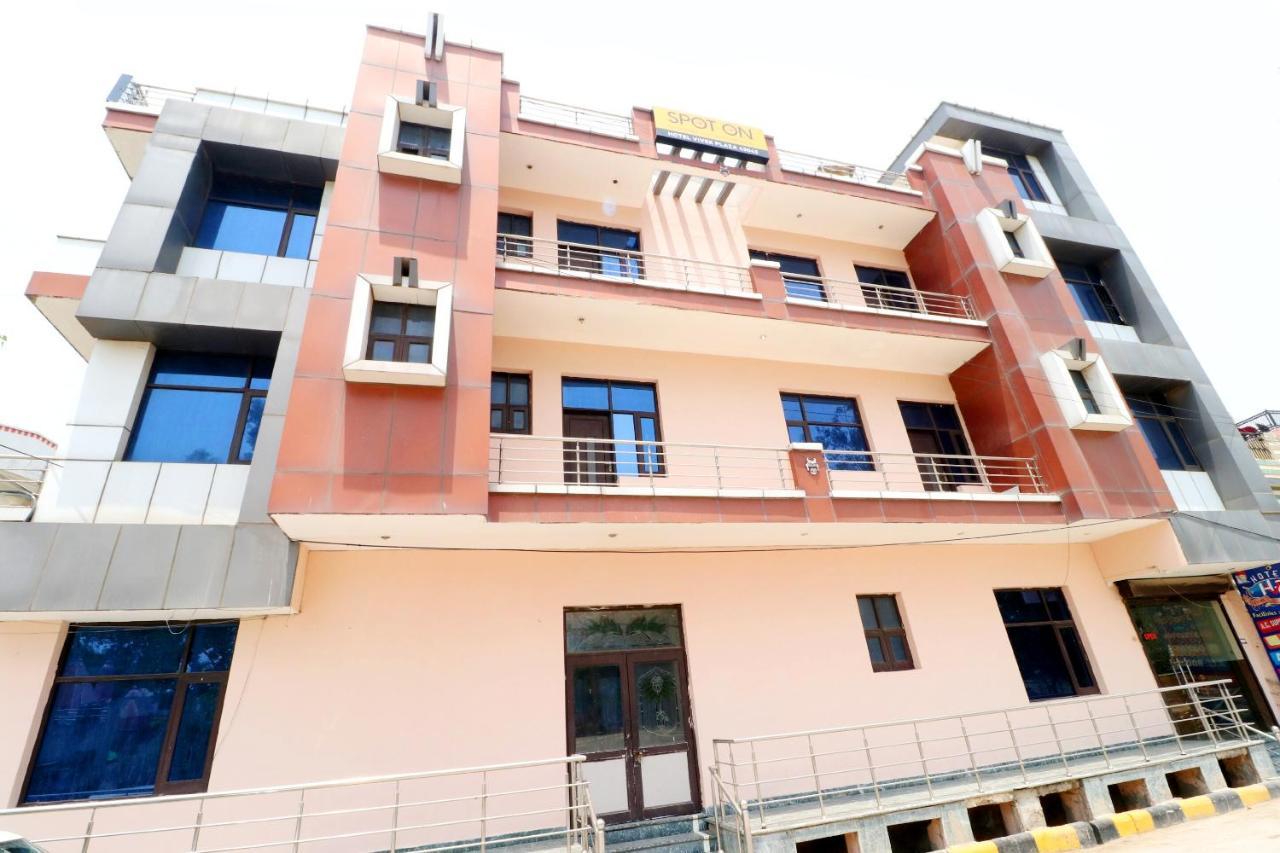 Spot On 43045 Hotel Vivek Plaza Shahpur  Ngoại thất bức ảnh