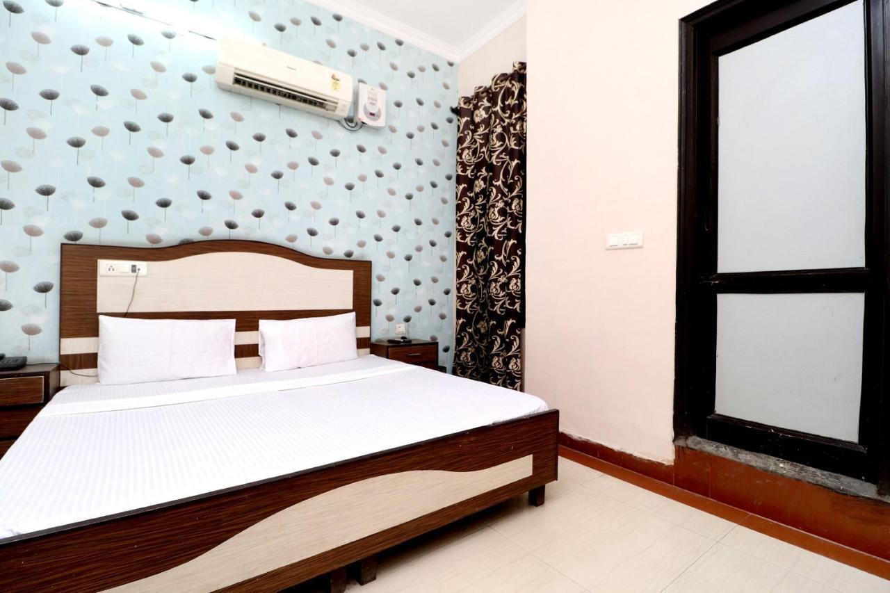 Spot On 43045 Hotel Vivek Plaza Shahpur  Ngoại thất bức ảnh
